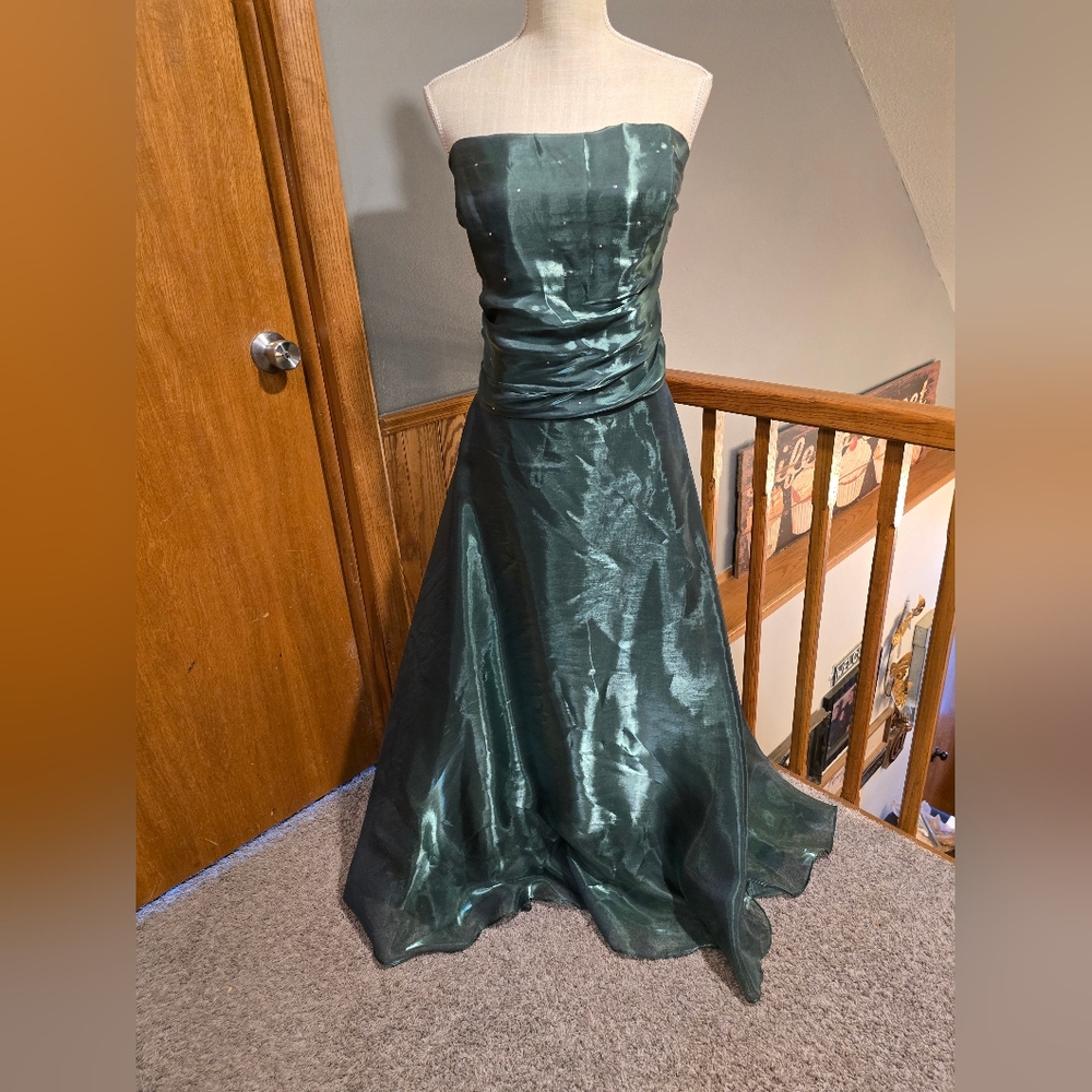 Aspeed 3XL 2 pc formal gown in Hunter Green